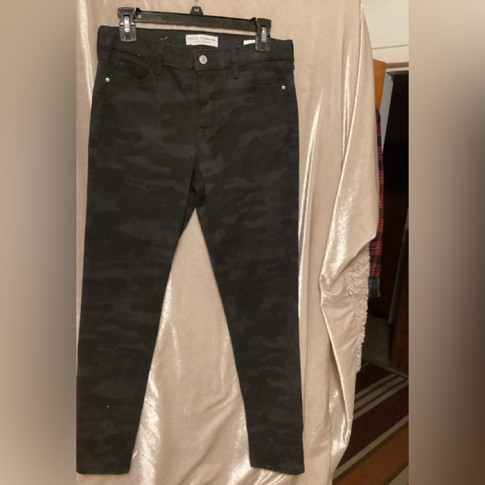 Social Standard by Sanctuary Camouflage Ankle skinny sz 6